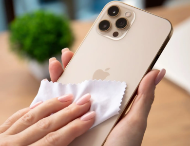 Cách Vệ Sinh iPhone Đúng Cách Tại Nhà