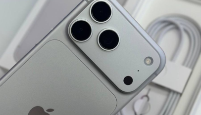 iPhone 18 Pro Max Màu Bạc Tại Táo US: Ảnh Và Video Cận Cảnh Thanh Lịch
