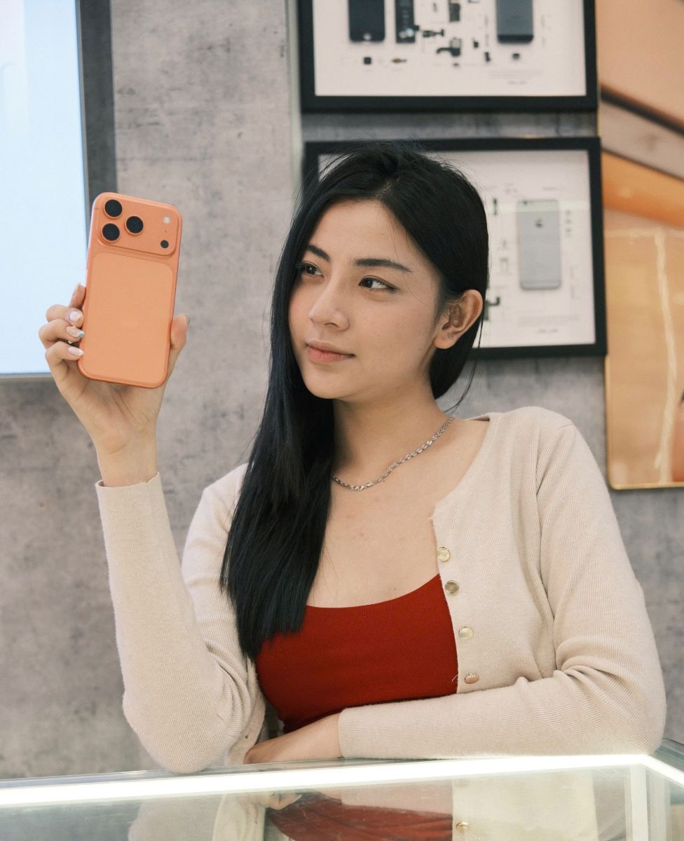 Bảng giá iPhone mới nhất dịp lễ 30.4