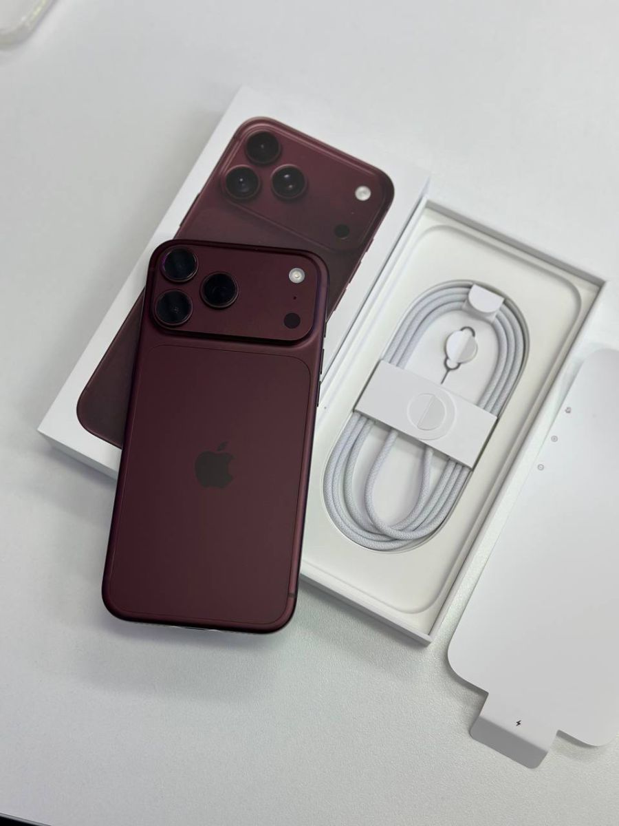 Đập hộp iPhone 18 Pro Max tại Táo US bản đỏ rượu