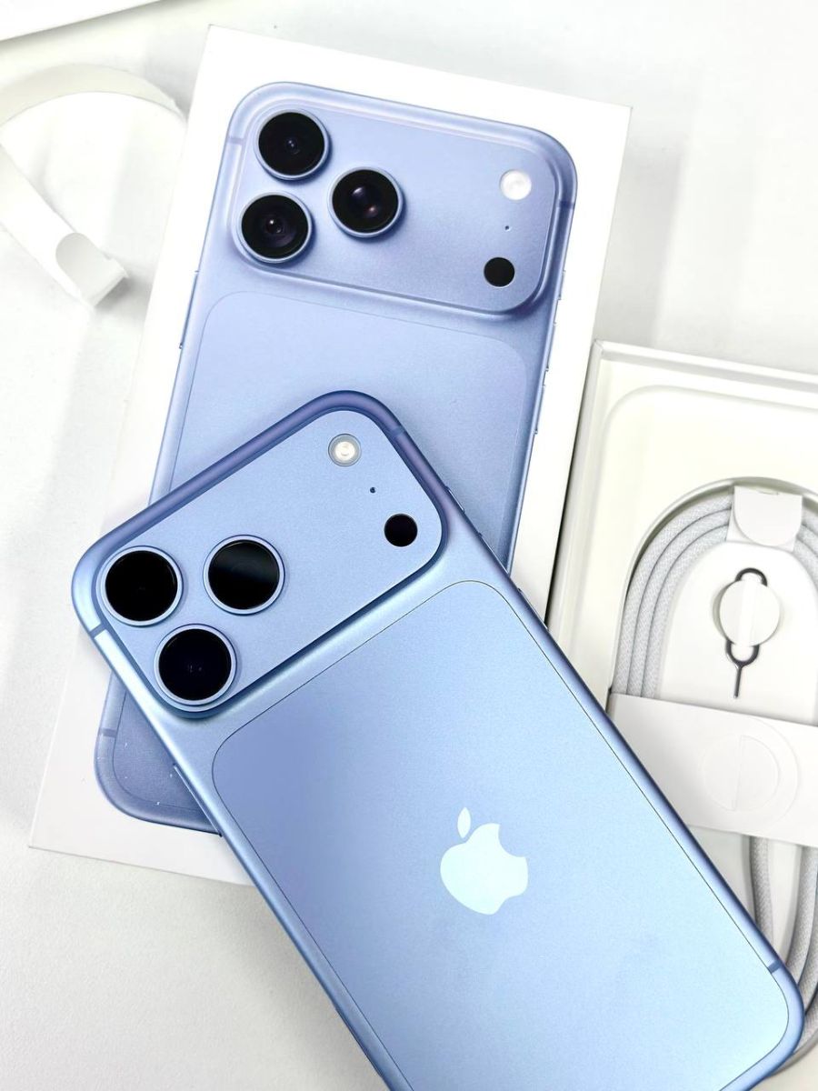 Mặt lưng và cụm camera của iPhone 18 Pro Max đầu tiên tại Táo US