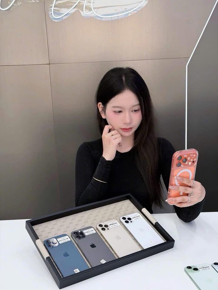 Mua iPhone trả góp bao nợ xấu