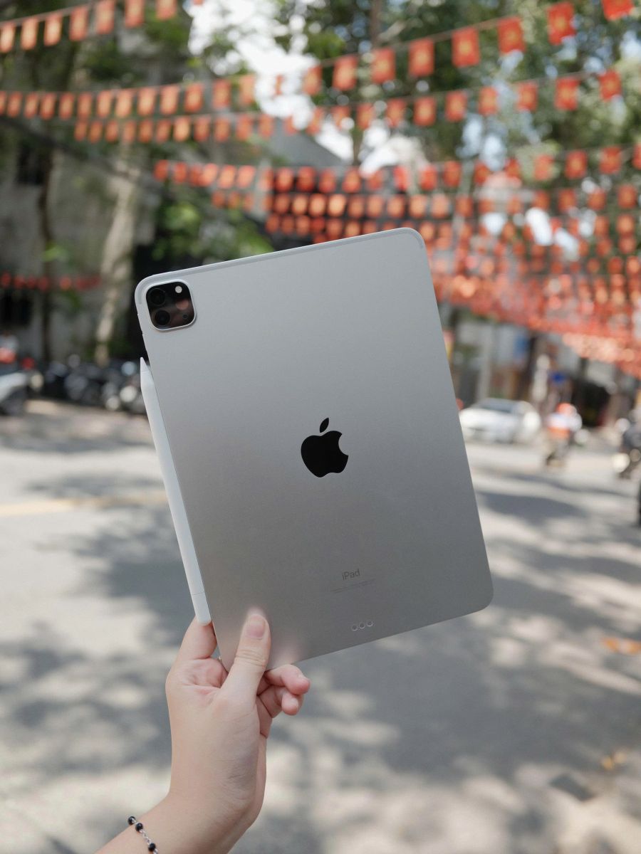 iPad giao hàng COD