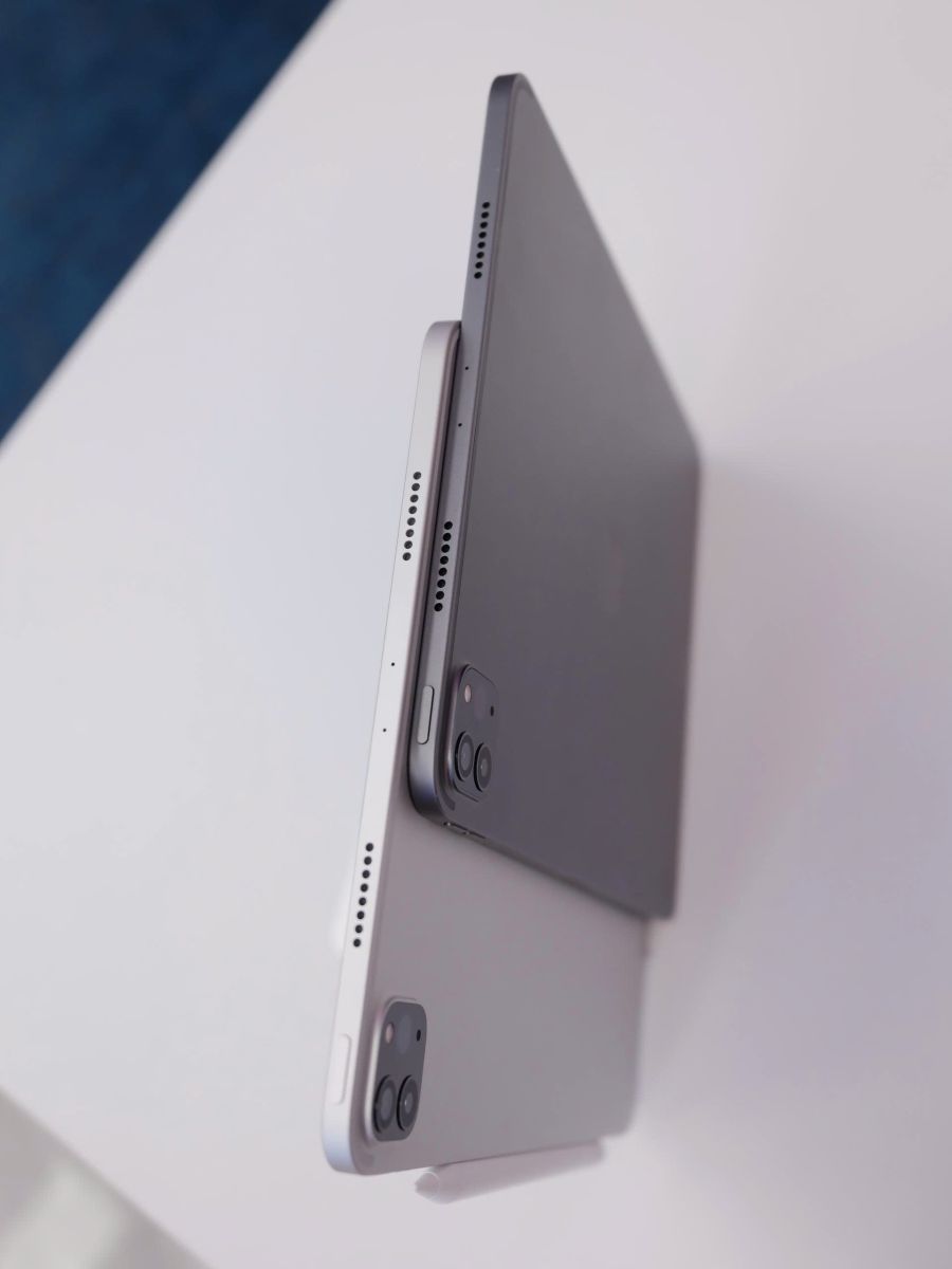iPad giao hàng COD