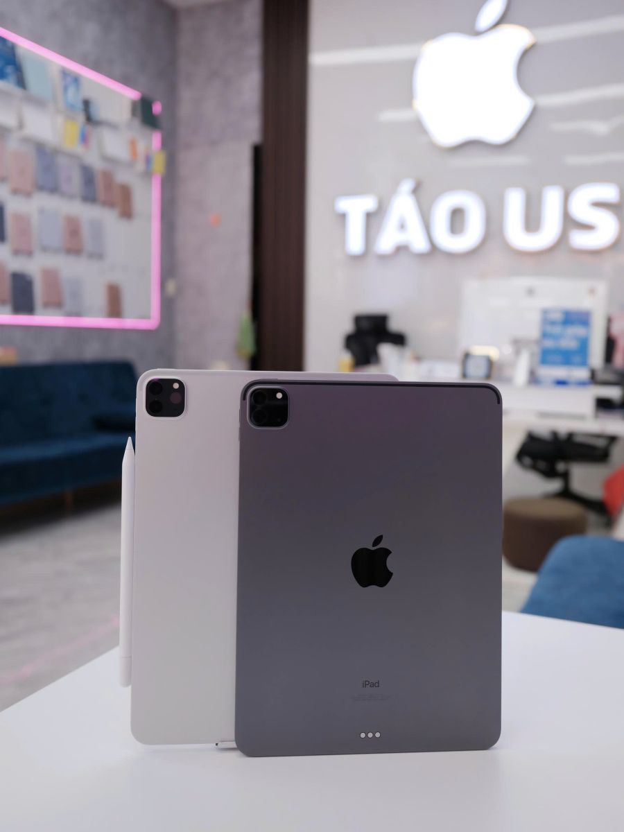 iPad chơi game
